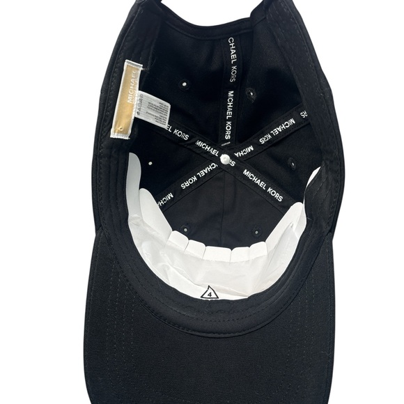 Michael Kors Black Cap NWT - Picture 4 of 4
